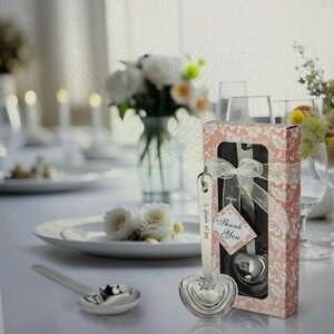 Shower Gift for Guests: Heart Shaped Measuring Spoons